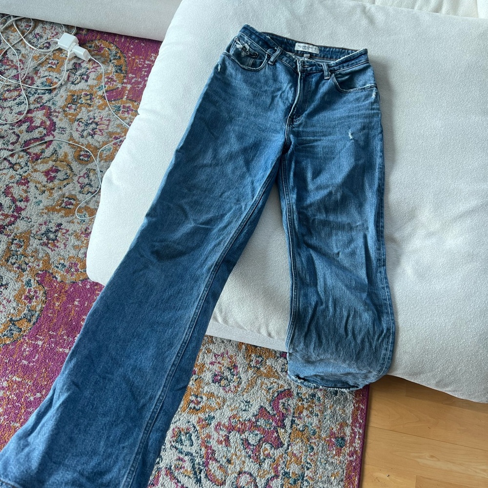 Abercrombie & Fitch Medium Wash Jeans